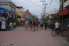 2004-12-27_aida_cozumel_cancun_159